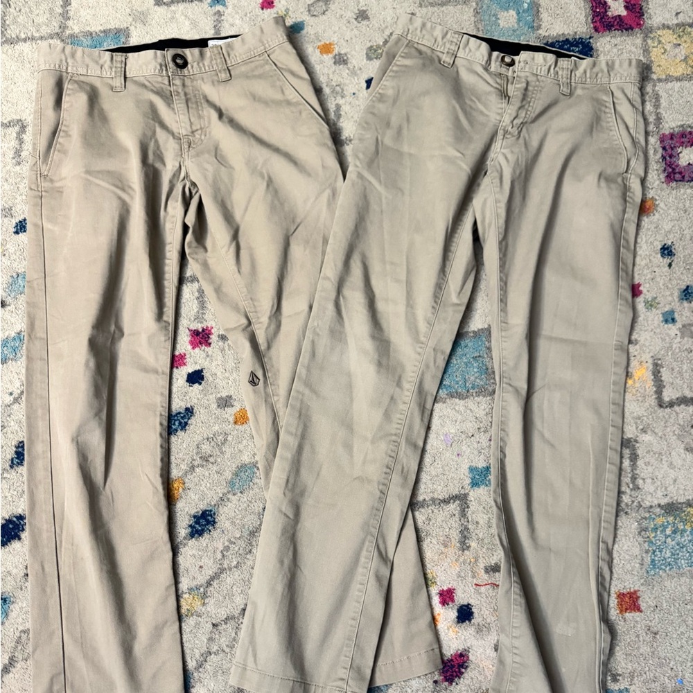 2 Volcom pants size 28